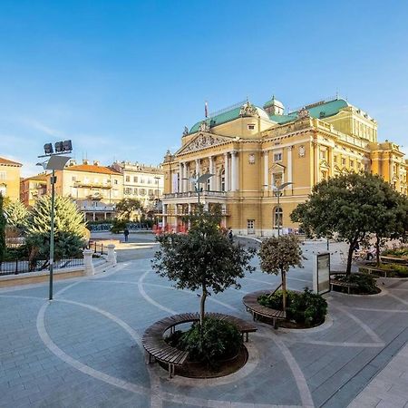 Naval Apartment Rijeka Exterior foto